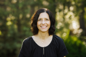 Terra Jones Headshot